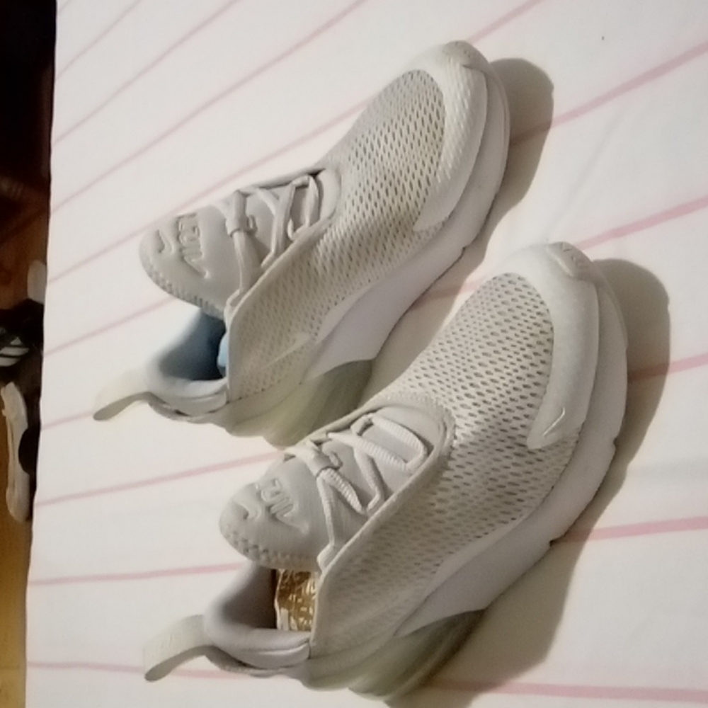 Youth size 2 Nike air max 270 white